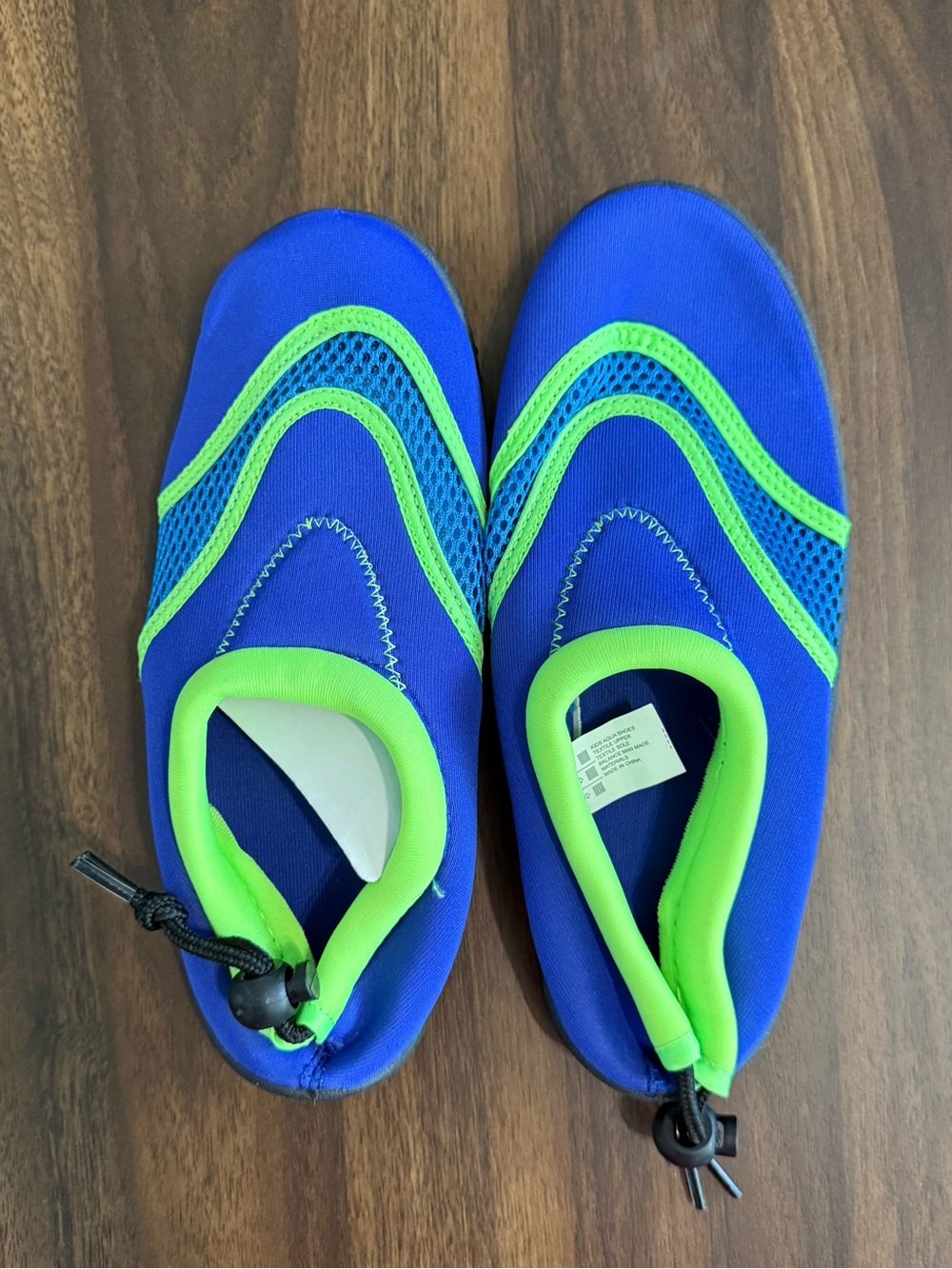 New boys water shoes